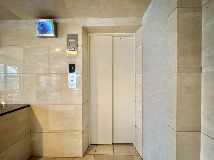 その他 エレベーター完備のため荷物が多くなっても安心。