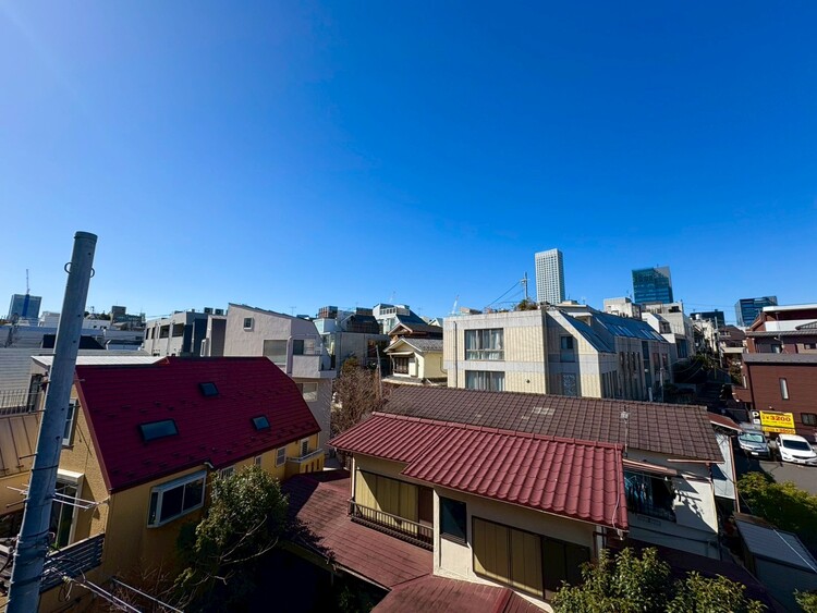 その他 眺望や窓からの景色が良いと、家で過ごす時間も快適です。