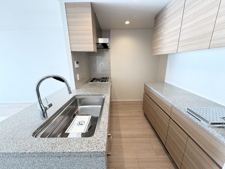 その他 開放感のあるキッチンスペース。調理をしながら、会話も弾みそうですね。