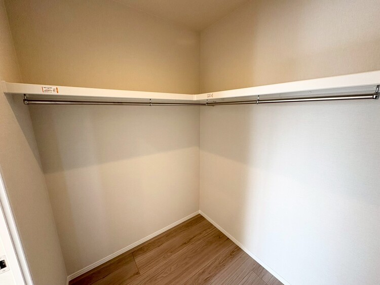 その他 収納スペースが付いていて、お部屋を広く使っていただけます。