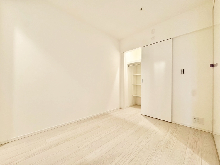 その他 清かで艶やかな時間をもたらしてくれる室内です。