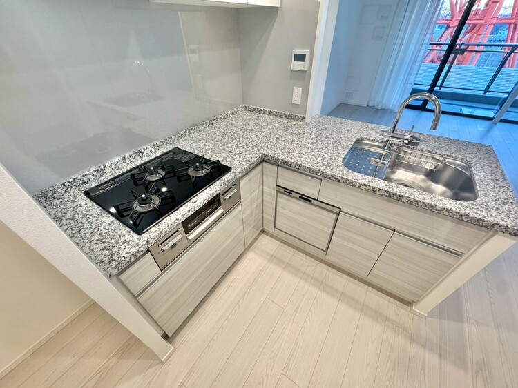 その他 使いやすくスタイリッシュなキッチン空間になっております。