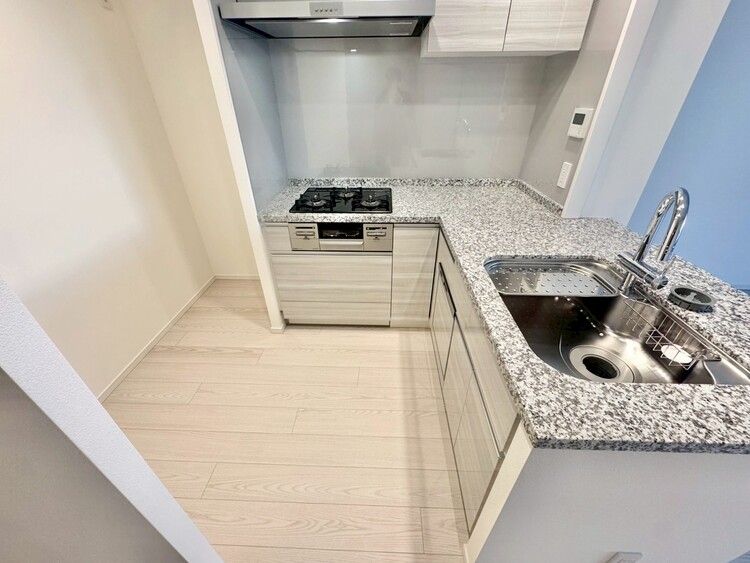 その他 開放感のあるキッチンスペース。調理をしながら、会話も弾みそうですね。