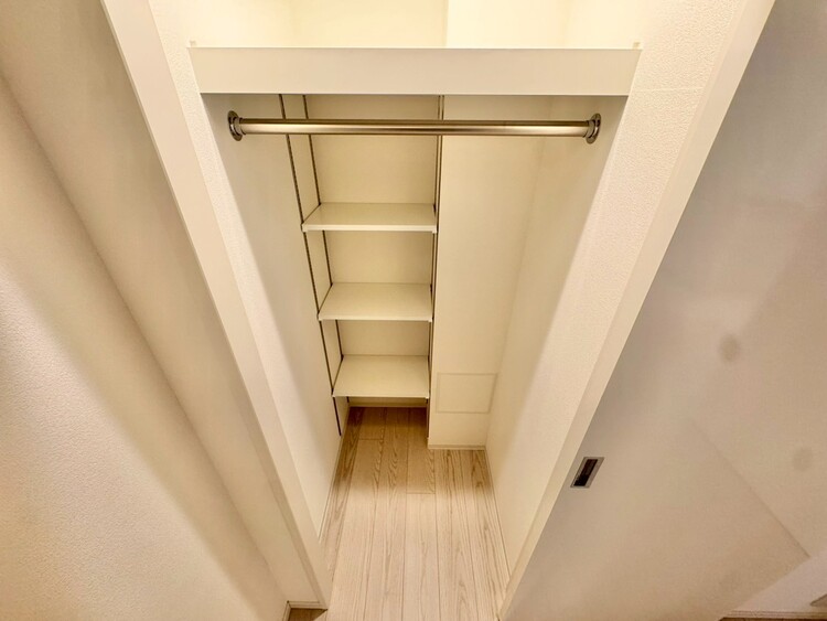 その他 家電やスーツケース、ストック品など何でも片付く嬉しい空間です。