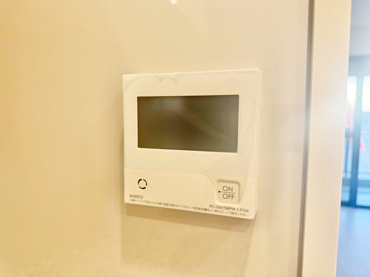 その他 見やすい画面で操作しやすい給湯パネル。