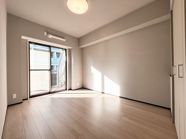 その他 清かで艶やかな時間をもたらしてくれる室内です。