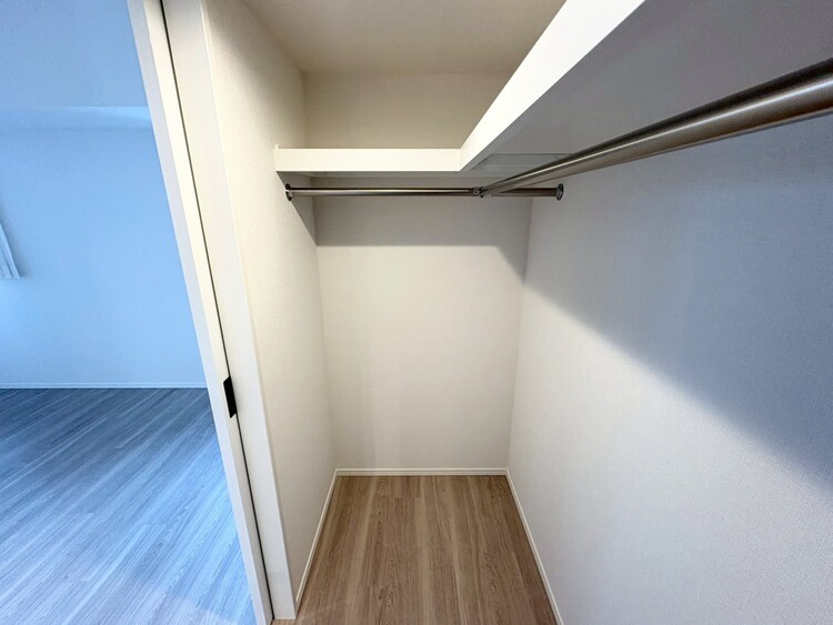 その他 収納スペースが付いていて、お部屋を広く使っていただけます。