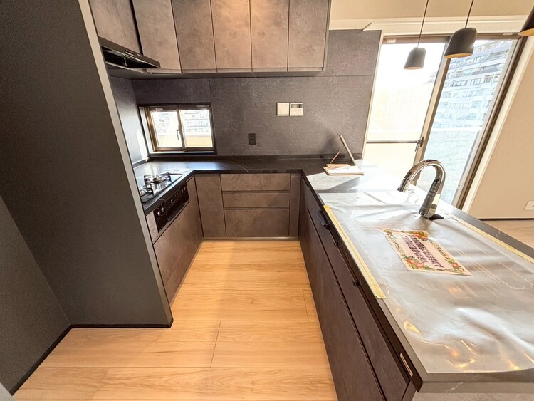 その他 開放感のあるキッチンスペース。調理をしながら、会話も弾みそうですね。