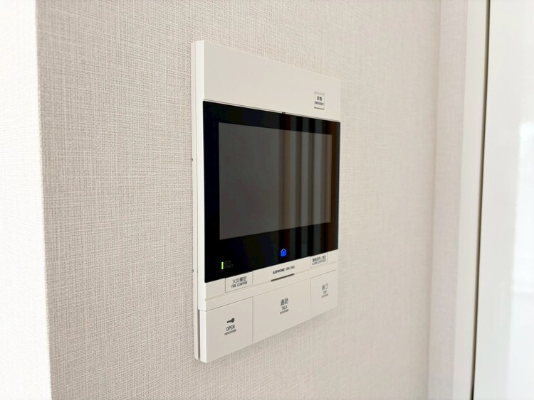 その他 誰が来てもわかる様にモニター付きインターホンを設置。