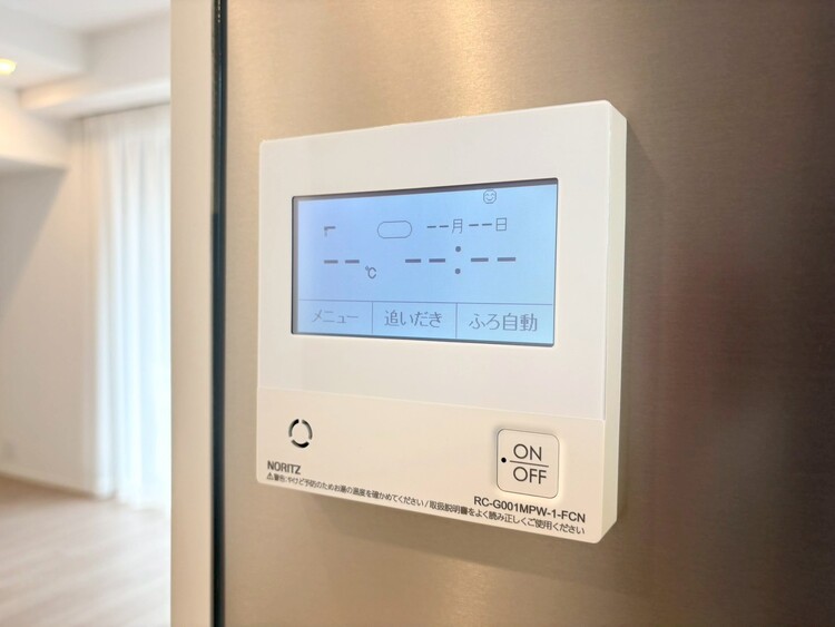 その他 見やすい画面で操作しやすい給湯パネル。