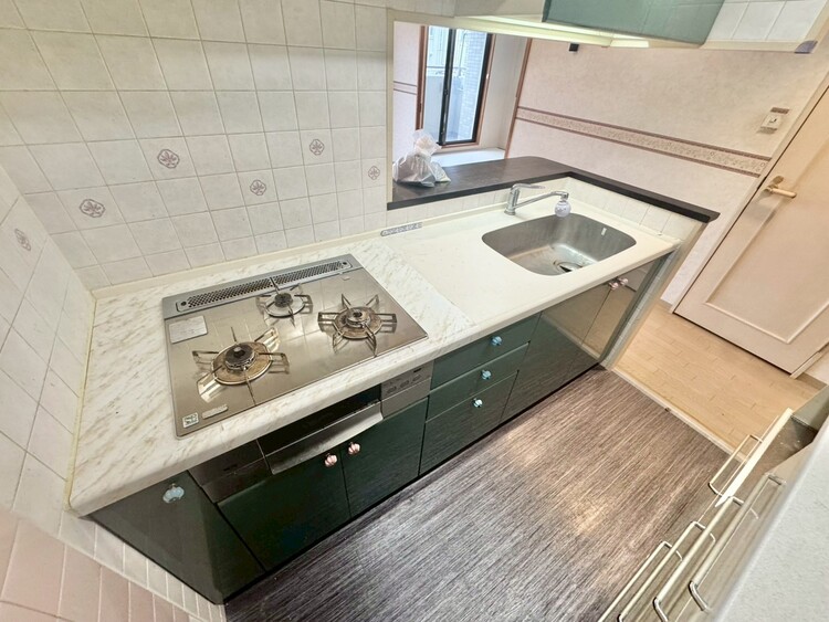 その他 使いやすくスタイリッシュなキッチン空間になっております。