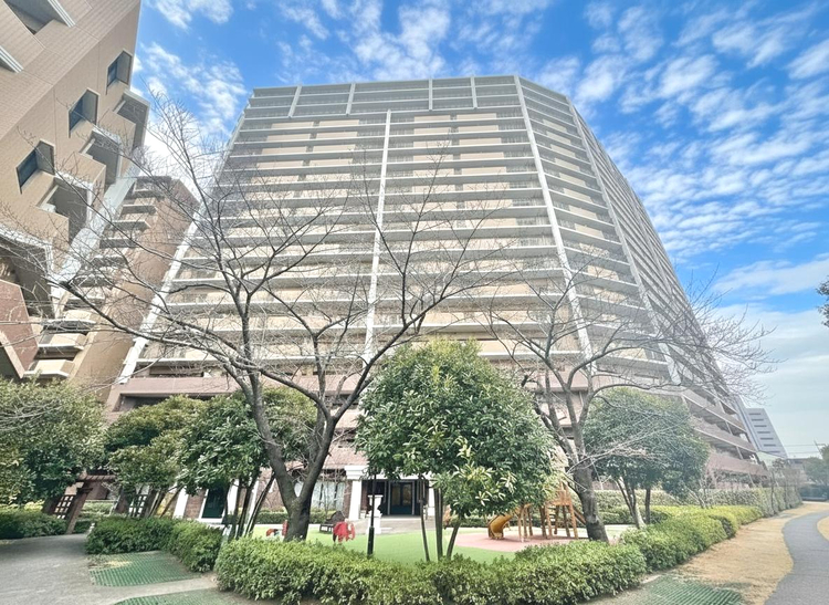 その他 飽きのこないシンプルモダンな外観です。