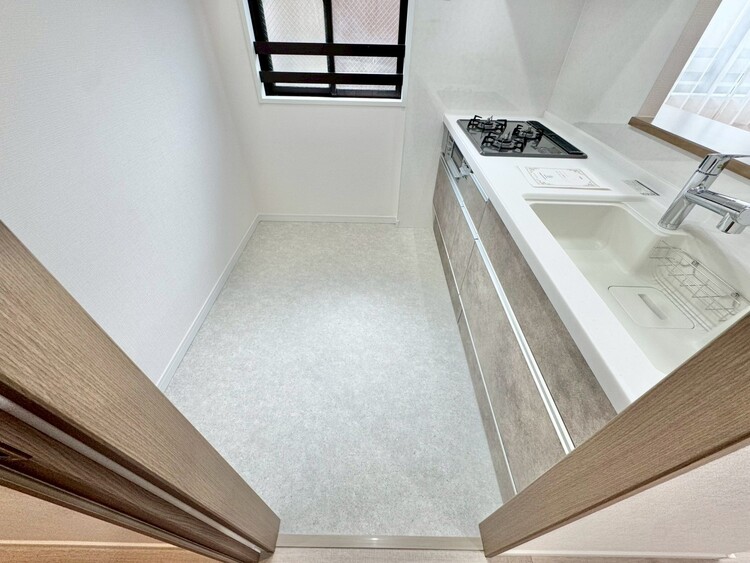 その他 開放感のあるキッチンスペース。調理をしながら、会話も弾みそうですね。