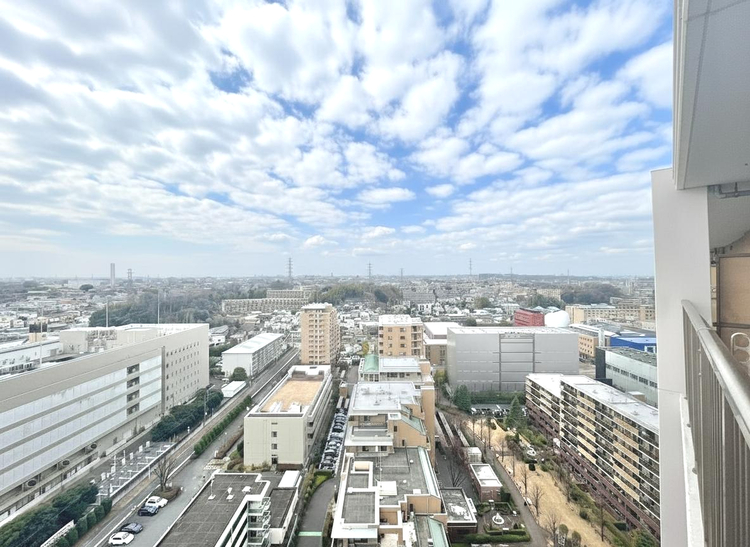 その他 眺望や窓からの景色が良いと、家で過ごす時間も快適です。