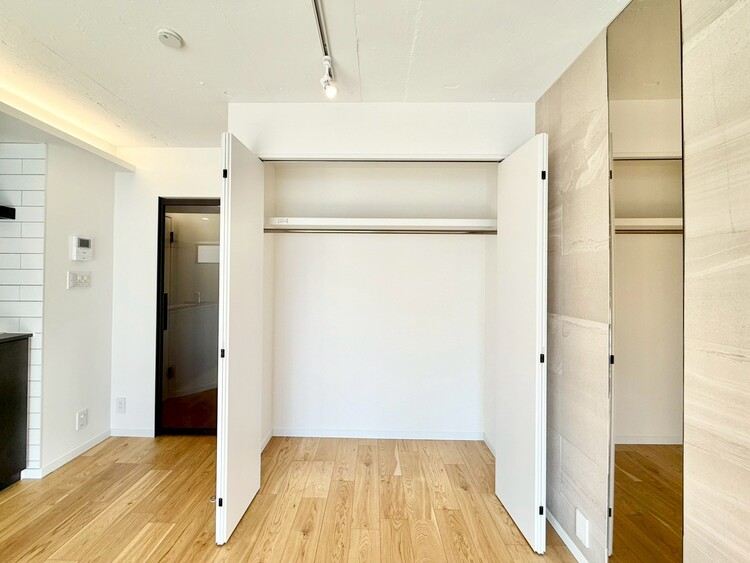 その他 収納スペースが付いていて、お部屋を広く使っていただけます。