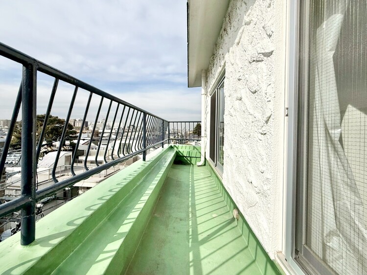 その他 朝の澄んだ空気や、夕方に吹く清々しい風を感じられるバルコニー。