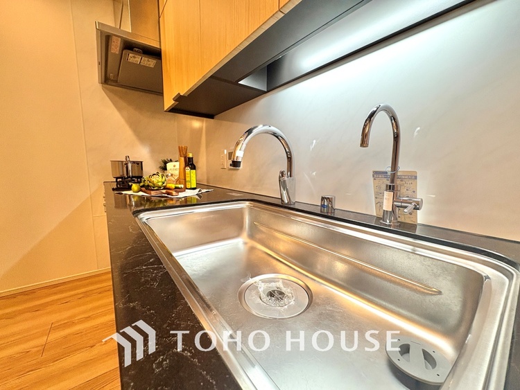 キッチン ◆食洗機◆お子様の面倒を見れる時間が増え時短になります。加えて手荒れも防げてしかも節水が高い為、大変人気があり重宝します。