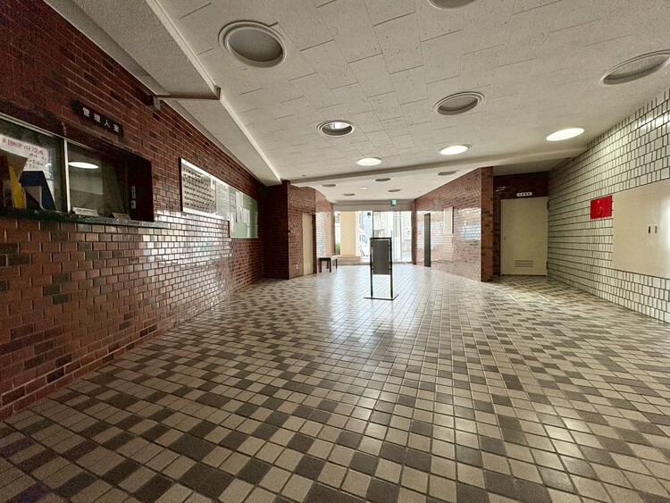 その他 館内は静寂な中が保たれており、管理が行き届いている印象を受けました。