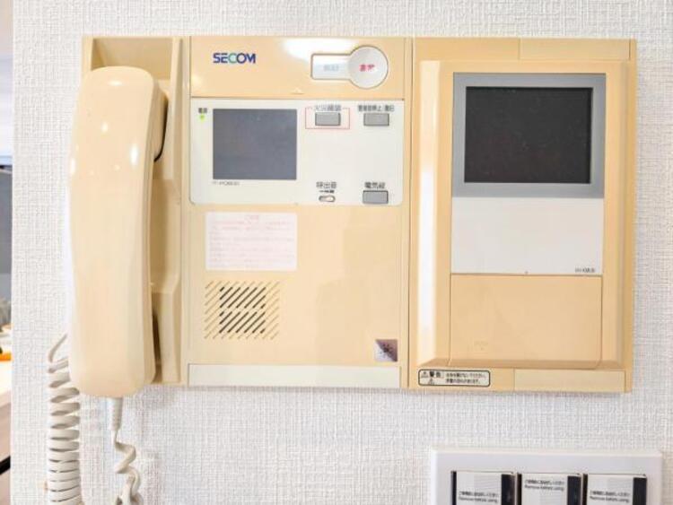その他 【防犯設備】TVモニター付きインターホンは訪問者のお顔を確認出来安心な機能です！