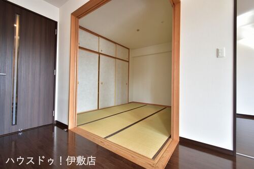 アルファステイツ平之町の画像