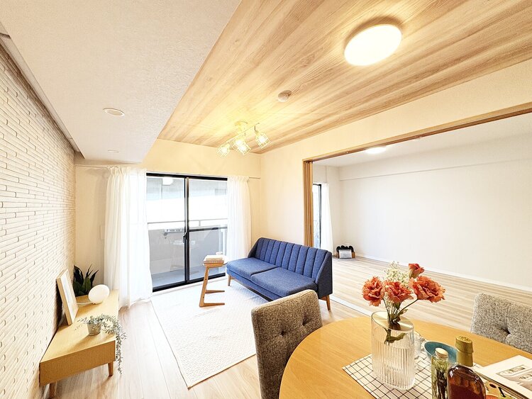 居間 豊かな居住性と、安心感を満たすクオリティが見事に調和した住空間。