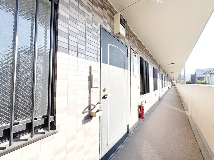 玄関 玄関を開ければ、そこは安らぎのご自宅。