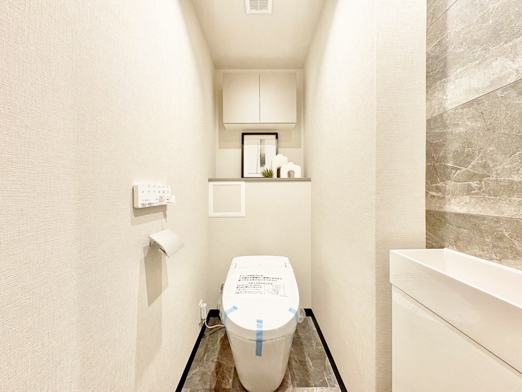 トイレ 暮らしの中のさりげないひとときの快適さにも、こだわりを、持って設備を配しております。
