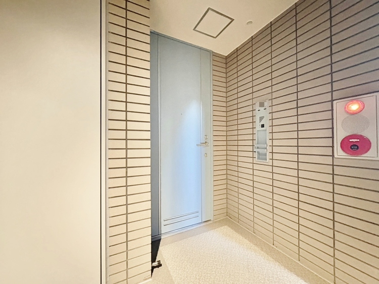 玄関 玄関を開ければ、そこは安らぎのご自宅。