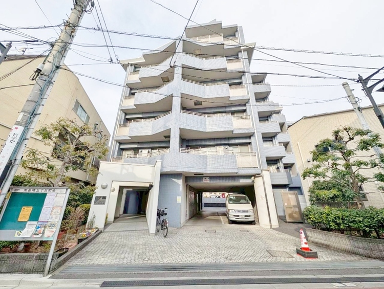 外観 ライフプランニングからローンまで、一貫してご説明させていただきます。お気軽にお問い合わせくださいませ。