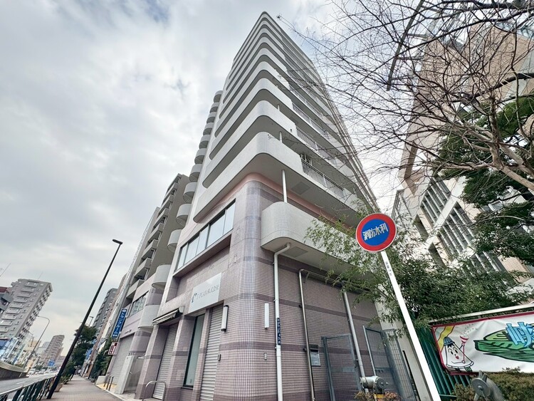 外観 資料には掲載していない情報が、現地にはたくさんあります。是非一度、現地をご確認ください。