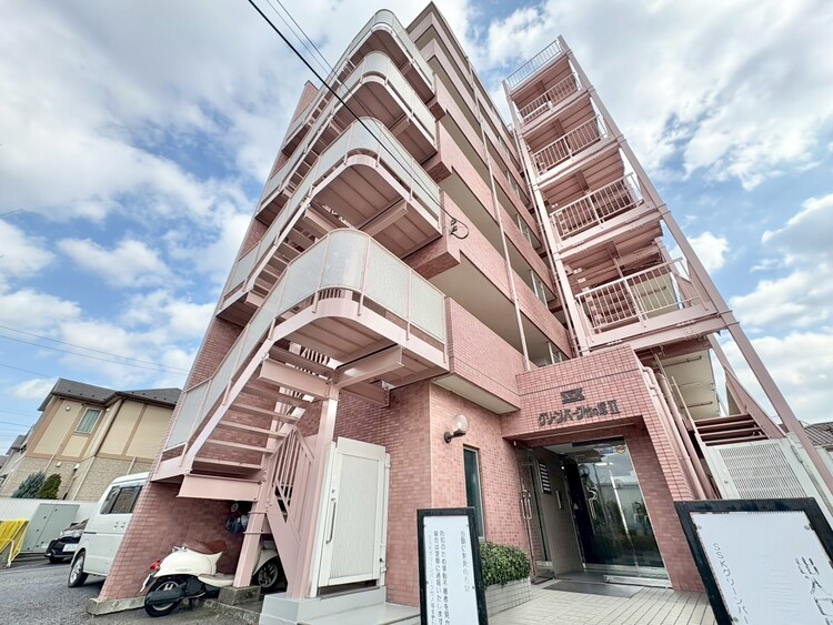 外観 ライフプランニングからローンまで、一貫してご説明させていただきます。お気軽にお問い合わせくださいませ。