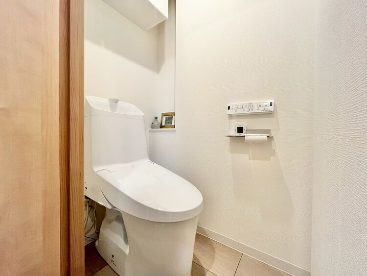 トイレ 暮らしの中のさりげないひとときの快適さにも、こだわりを、持って設備を配しております。