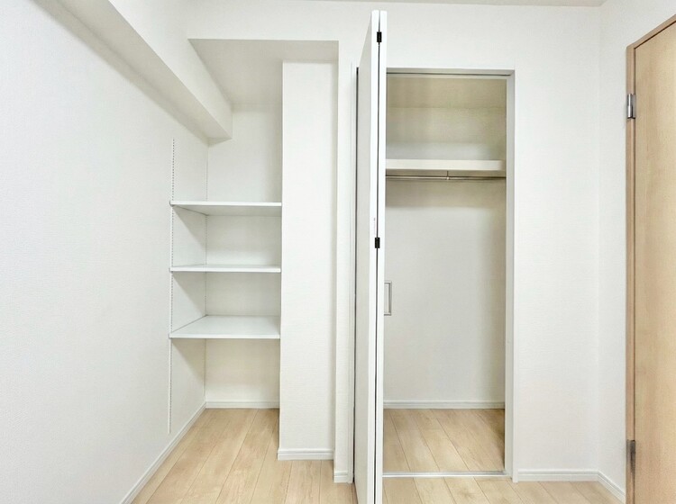 収納 居室にはクローゼットがあり、荷物もスッキリ収納して快適にお過ごしいただけます。
