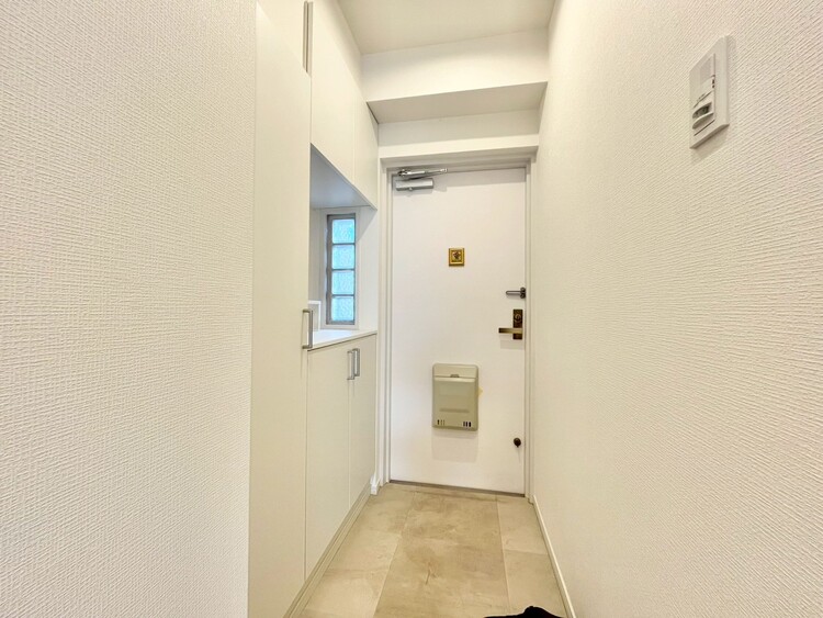 玄関 シューズボックスを完備した玄関です。