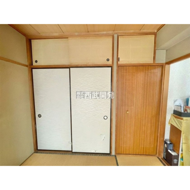 居間 ＣＧ加工により家具、備品を消しています。