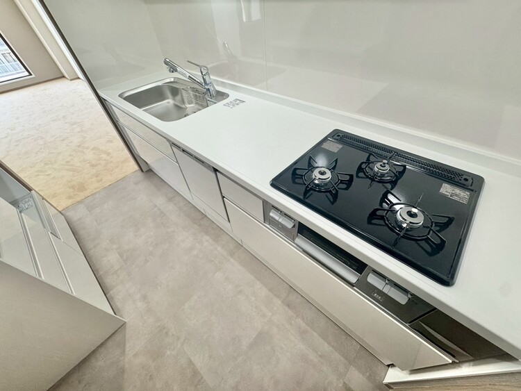 その他 開放感のあるキッチンスペース。調理をしながら、会話も弾みそうですね。