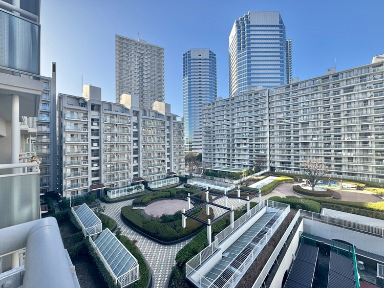 その他 眺望や窓からの景色が良いと、家で過ごす時間も快適です。