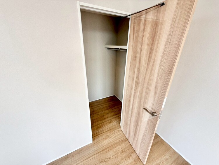 その他 家電やスーツケース、ストック品など何でも片付く嬉しい空間です。