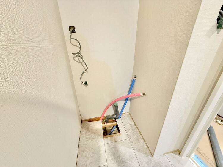 その他 清潔感を感じられる洗面化粧台。