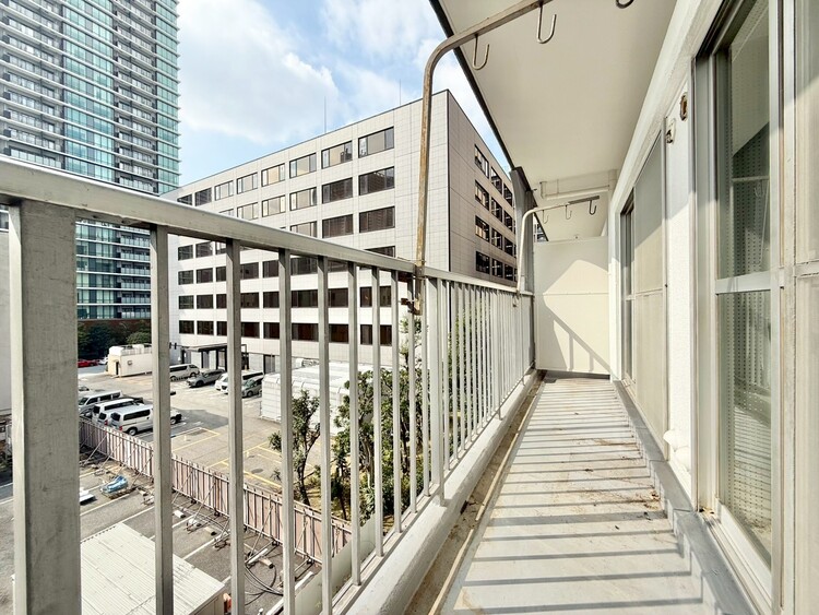 その他 朝の澄んだ空気や、夕方に吹く清々しい風を感じられるバルコニー。