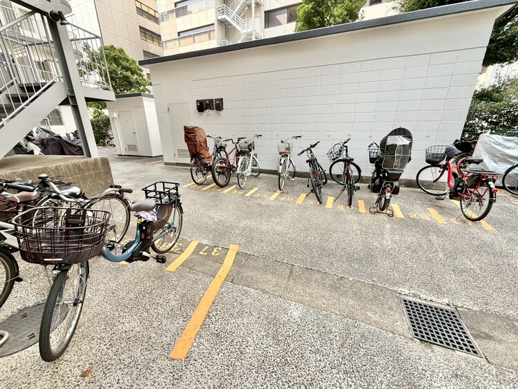 その他 駐輪場も綺麗に整頓されています。※空き状況は都度ご確認下さい。