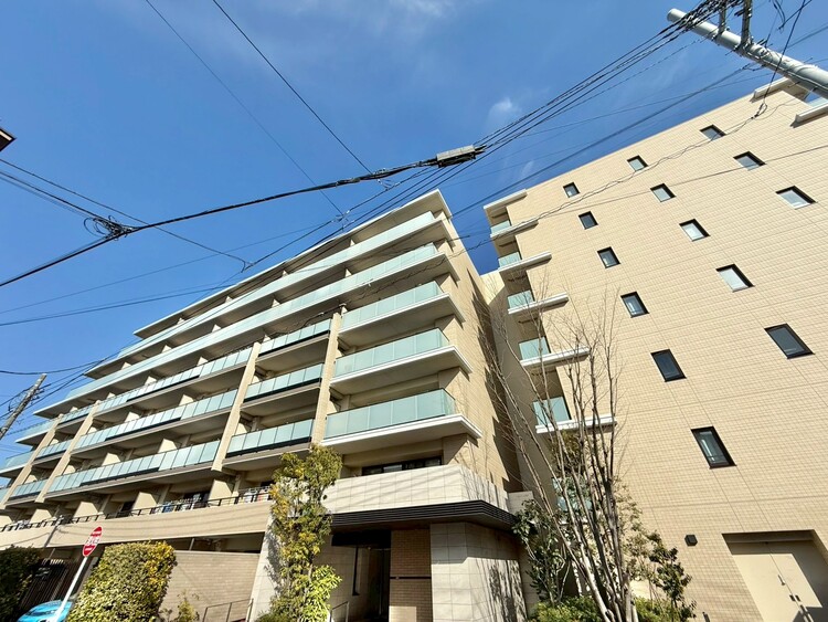 その他 飽きのこないシンプルモダンな外観です。