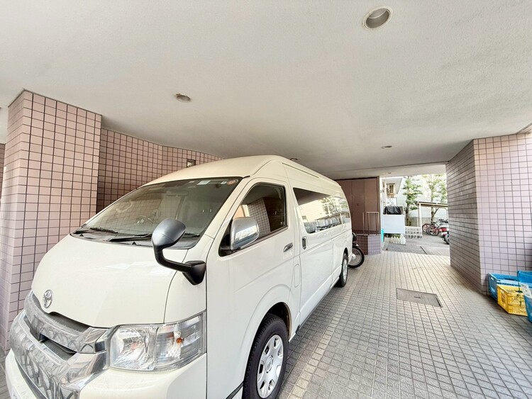 その他 駐車スペースが嬉しいですね。※空き状況は都度ご確認下さい。