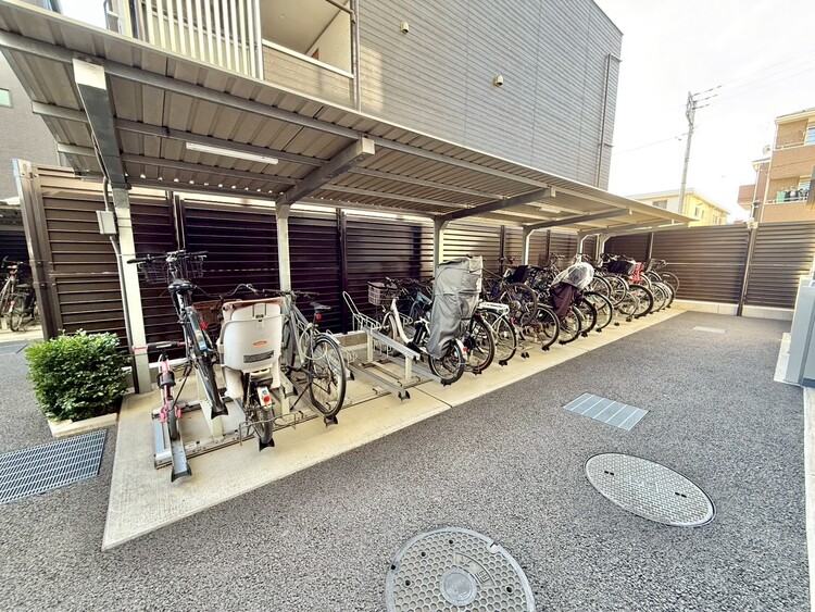 その他 駐輪場も綺麗に整頓されています。※空き状況は都度ご確認下さい。