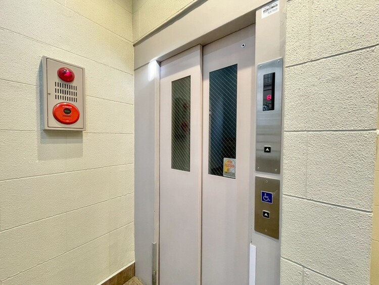 その他 エレベーター完備のため荷物が多くなっても安心。
