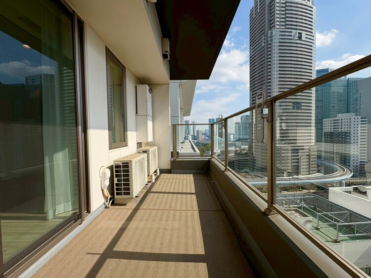 その他 朝の澄んだ空気や、夕方に吹く清々しい風を感じられるバルコニー。