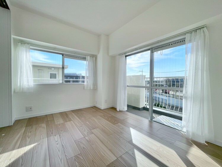 その他 清かで艶やかな時間をもたらしてくれる室内です。