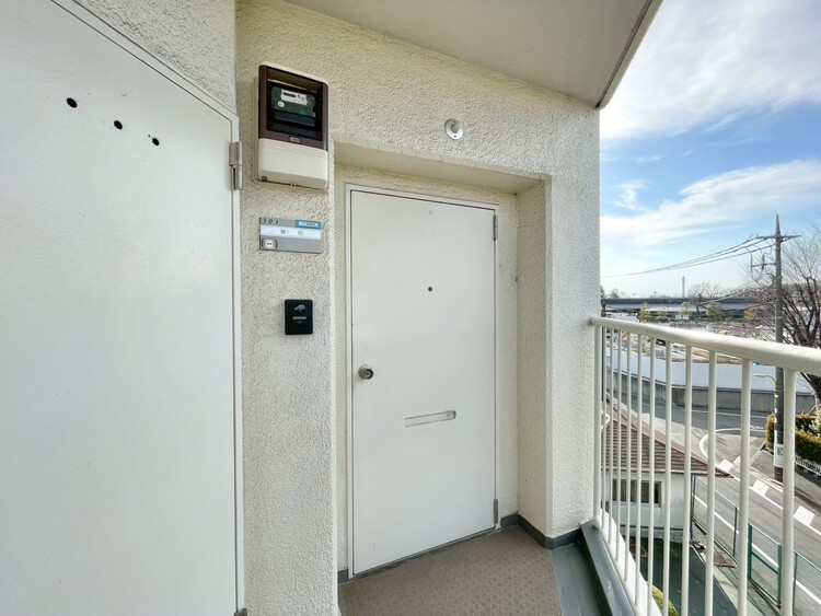 その他 清潔感のある落ち着いた雰囲気の玄関です。