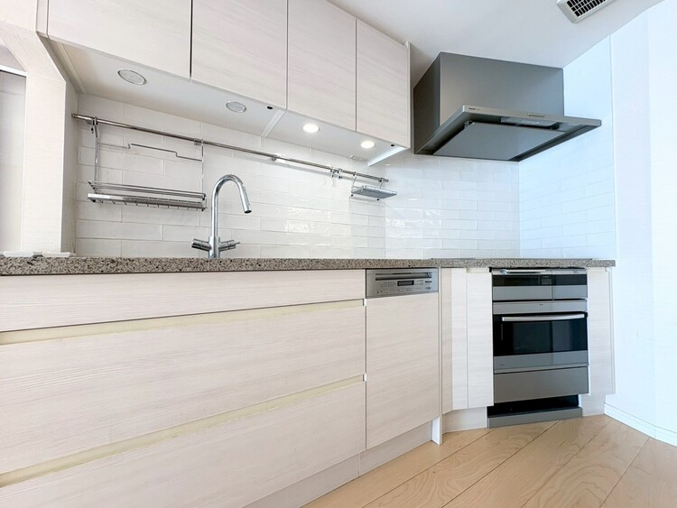 その他 使いやすくスタイリッシュなキッチン空間になっております。