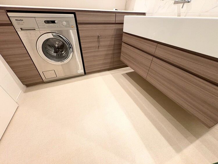 その他 十分な広さの脱衣所。